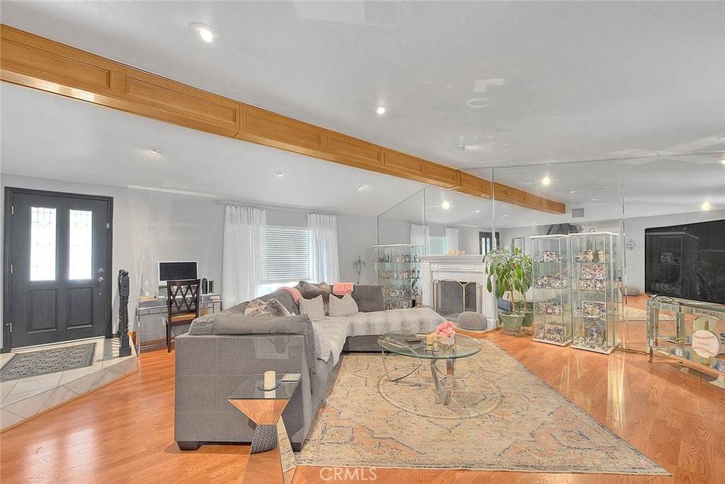 1703 Hollandale Avenue - Photo 1