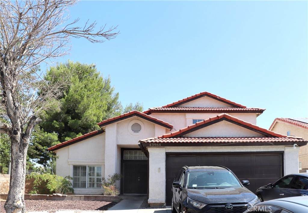 43964 Fallon Drive - Photo 1