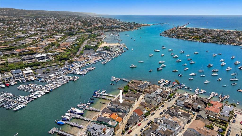 117 Bay Front - Photo 1