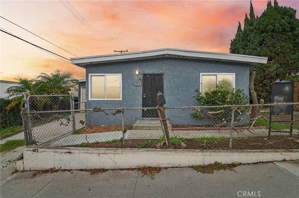 1145 Milton Street - Photo 1