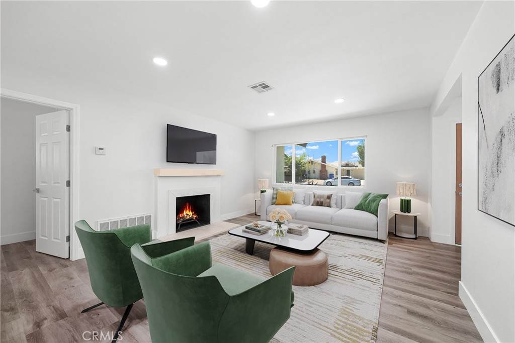 27328 Norwood Street - Photo 1