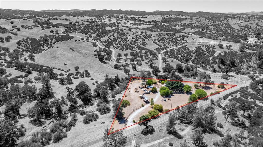 8472 O Donovan Road - Photo 1