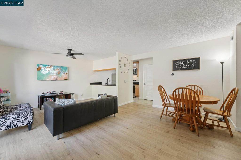 1810 San Jose Dr - Photo 1
