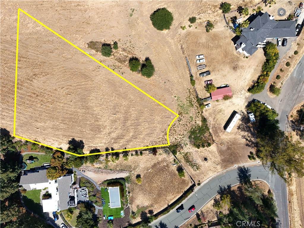 852 Los Alamos Road - Photo 1