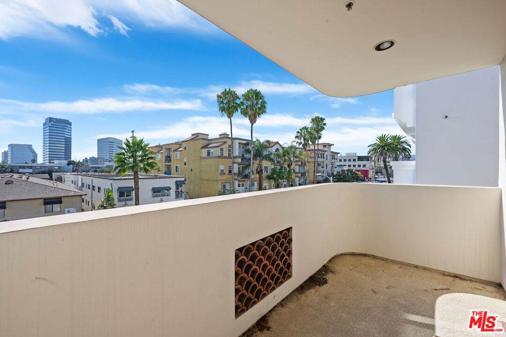 1246 Armacost Avenue - Photo 1
