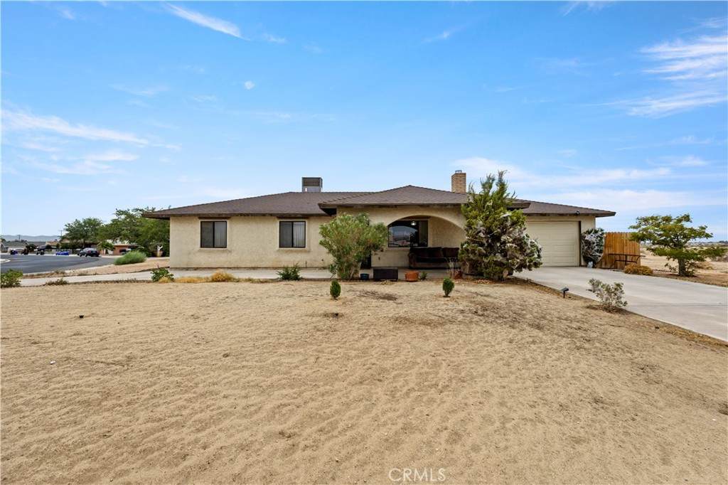 16226 Brookfield Drive - Photo 1