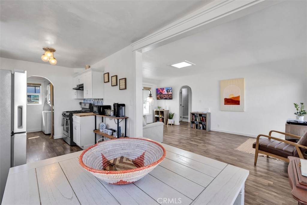 6688 Oasis Avenue - Photo 1