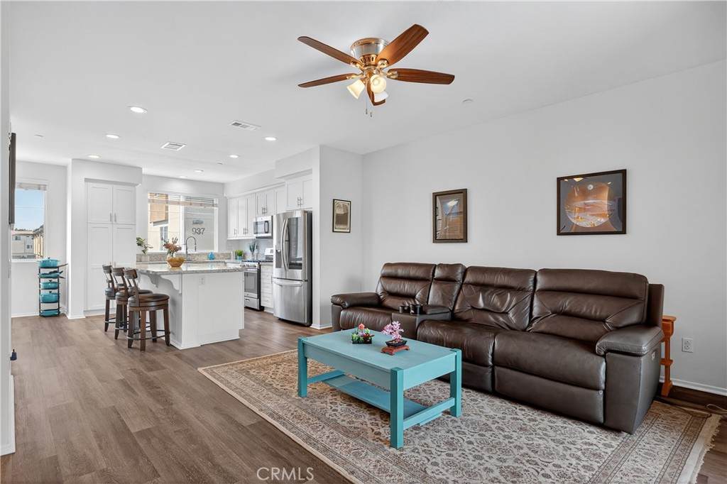 893 Tangelo Way - Photo 1