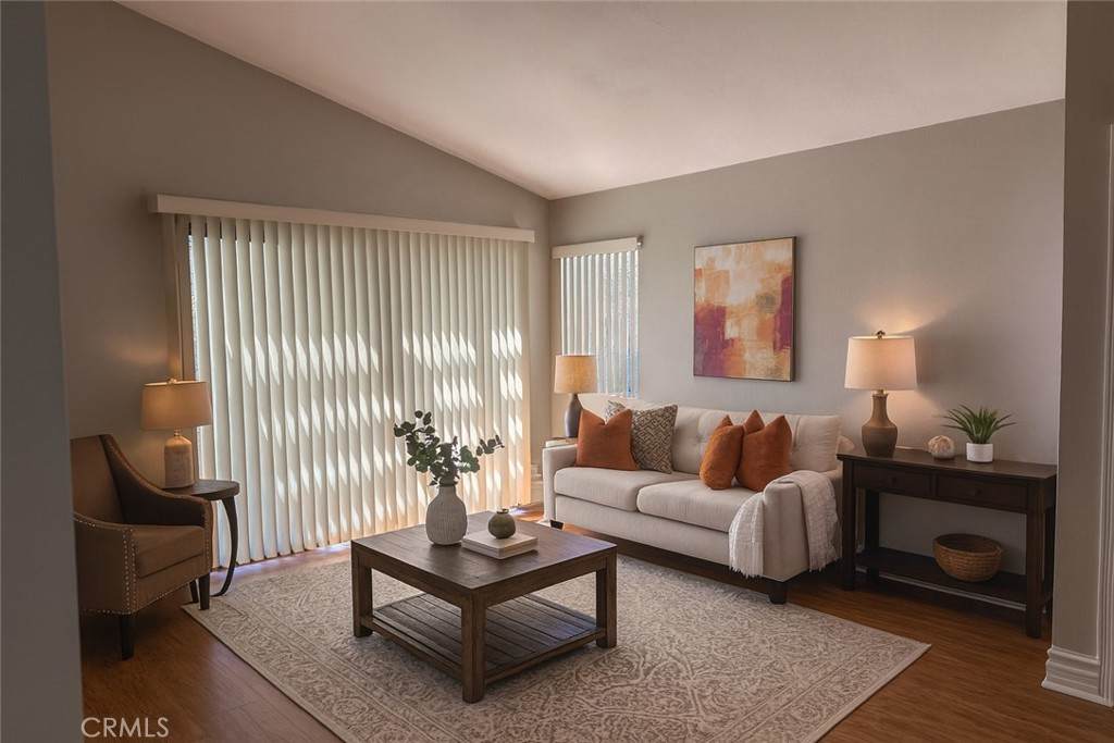 11253 Drake Street - Photo 1