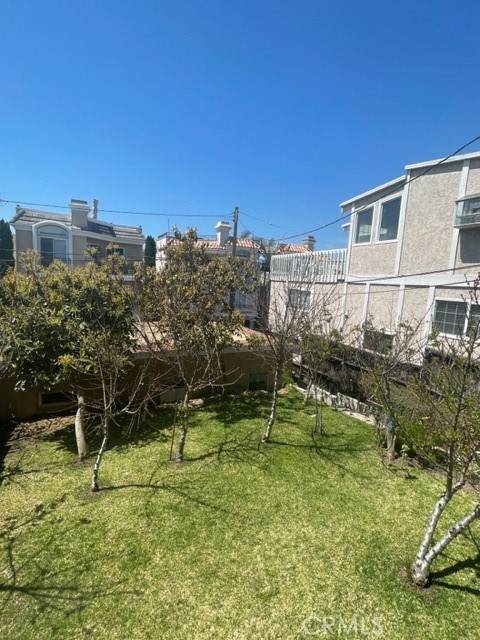 151 Monterey - Photo 1