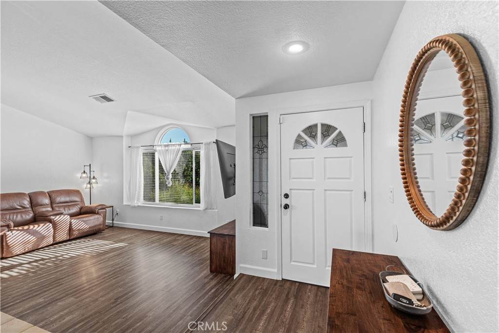 3585 Cabrillo Ct - Photo 1