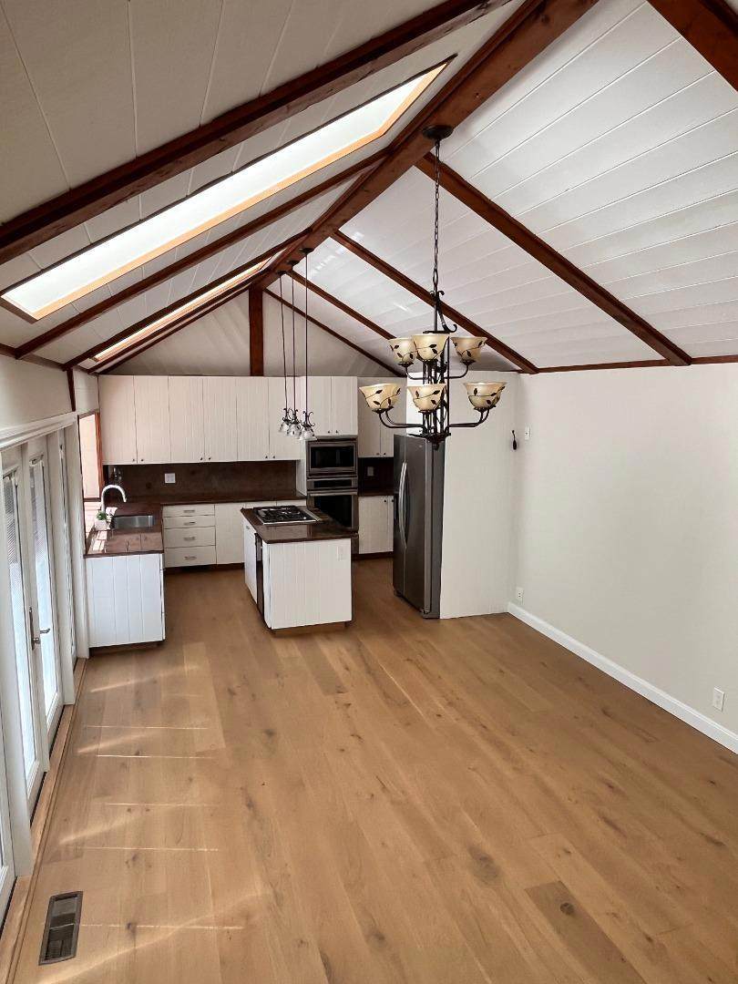 14 Dickens Court - Photo 1