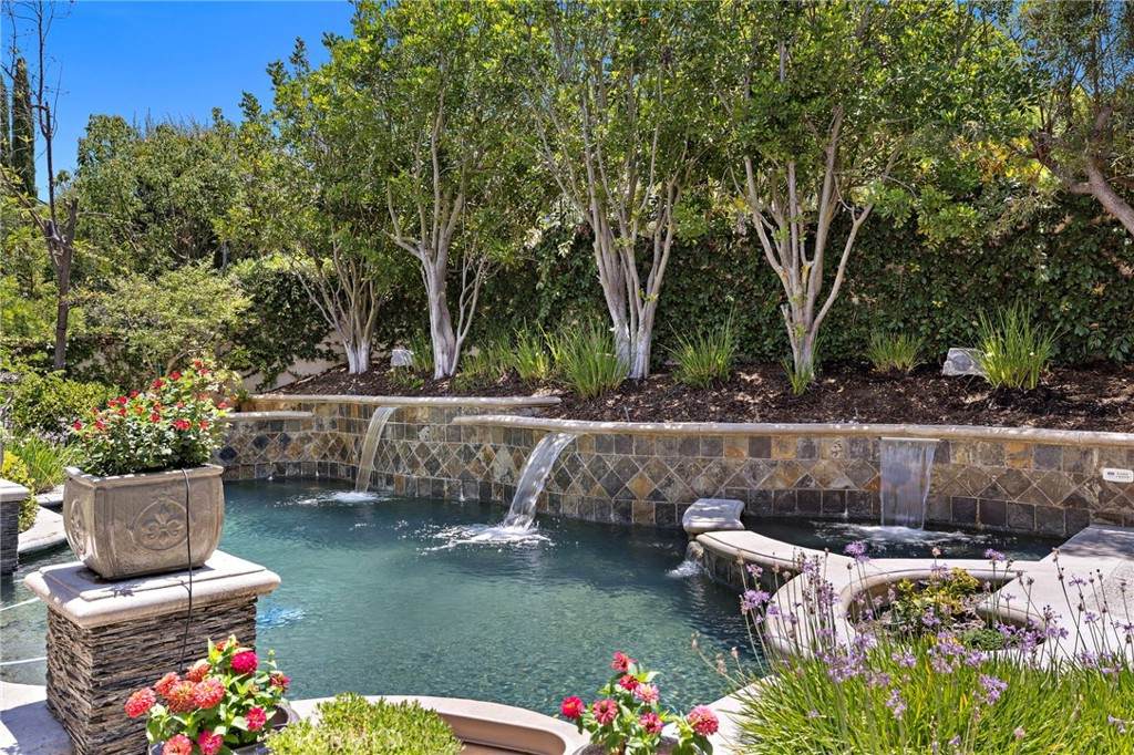 14 Marchin Drive - Photo 1