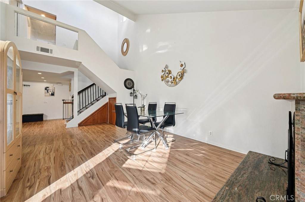 17 Weepingwood - Photo 1