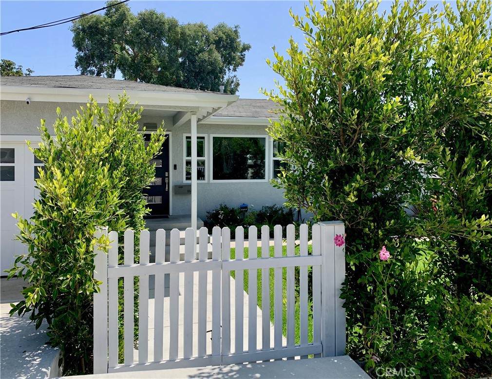 1114 Goodman Avenue - Photo 1