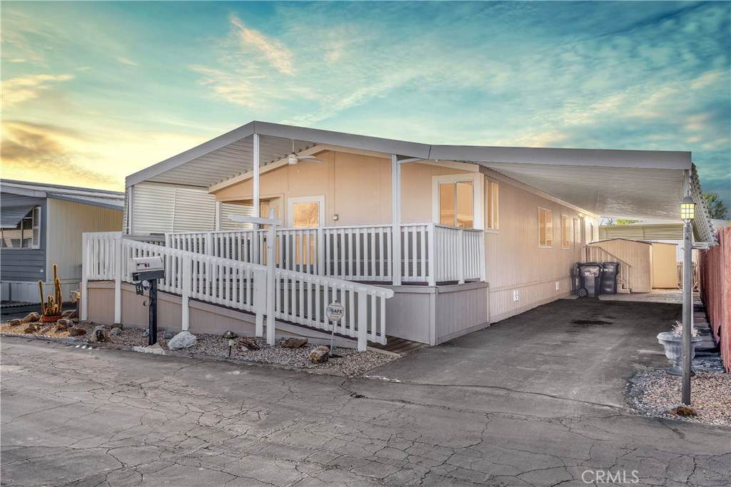 43531 Acacia Ave - Photo 1