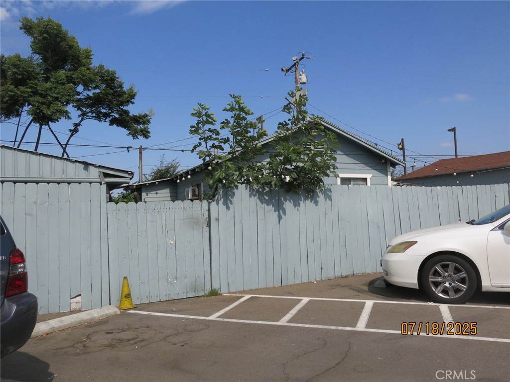 https://bt-photos.global.ssl.fastly.net/socal/orig_boomver_3_403140492-2.jpg