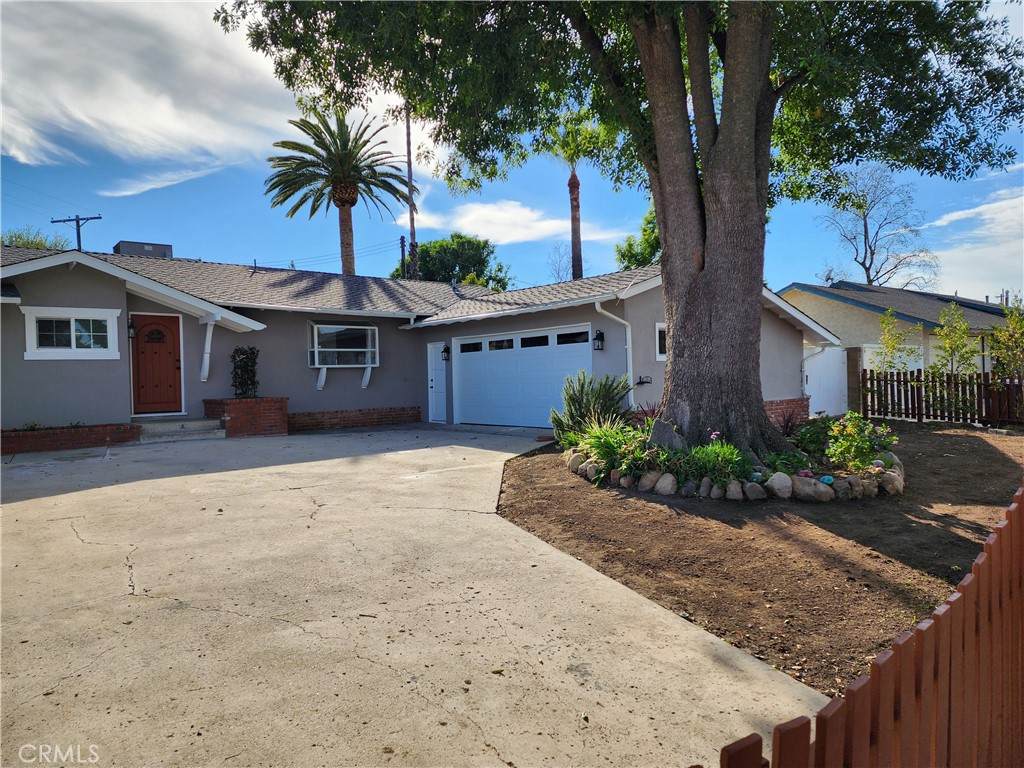 22240 Burton - Photo 1