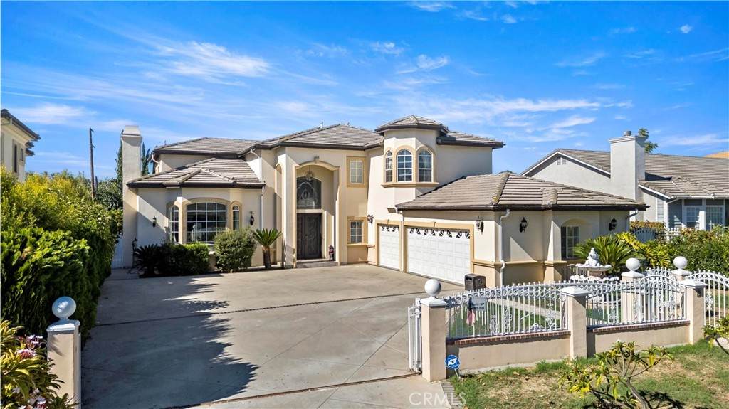 4935 Doreen - Photo 1
