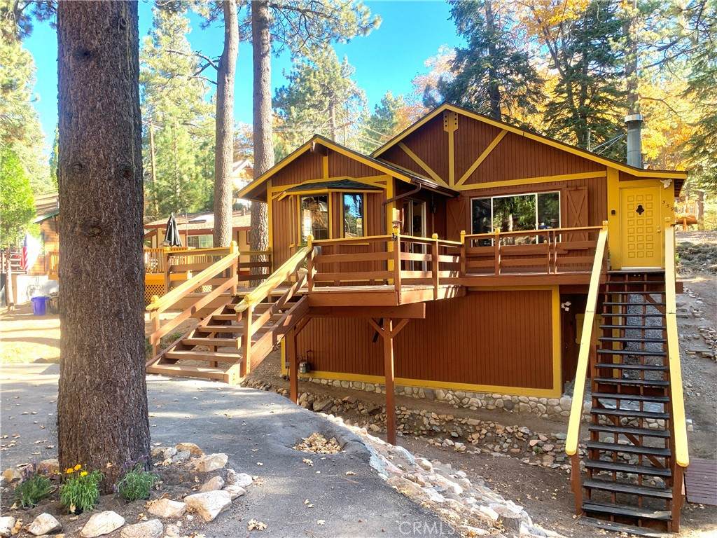 559 Beechnut Drive - Photo 1