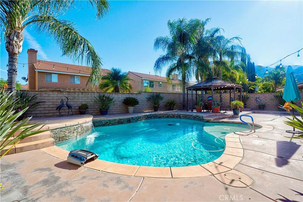 32896 Starlight Street - Photo 1