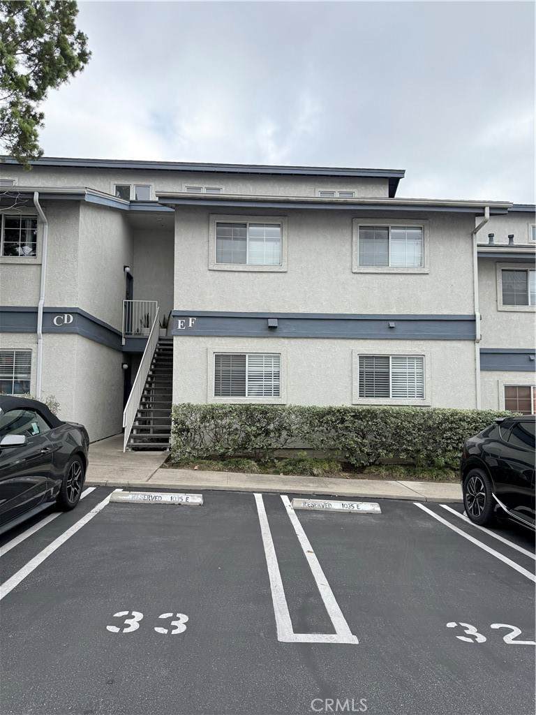 1035 Southwood Drive - Photo 1