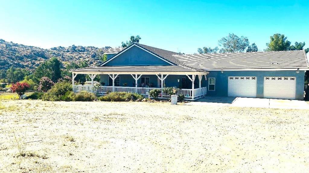 23711 California Avenue - Photo 1