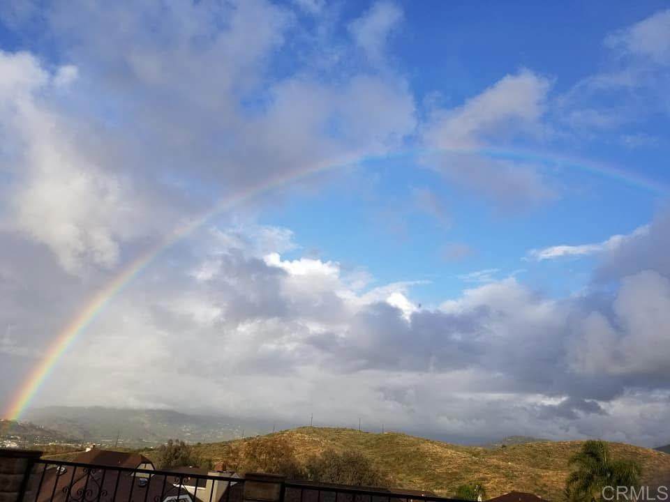 10865 Charing Cross Road - Photo 1