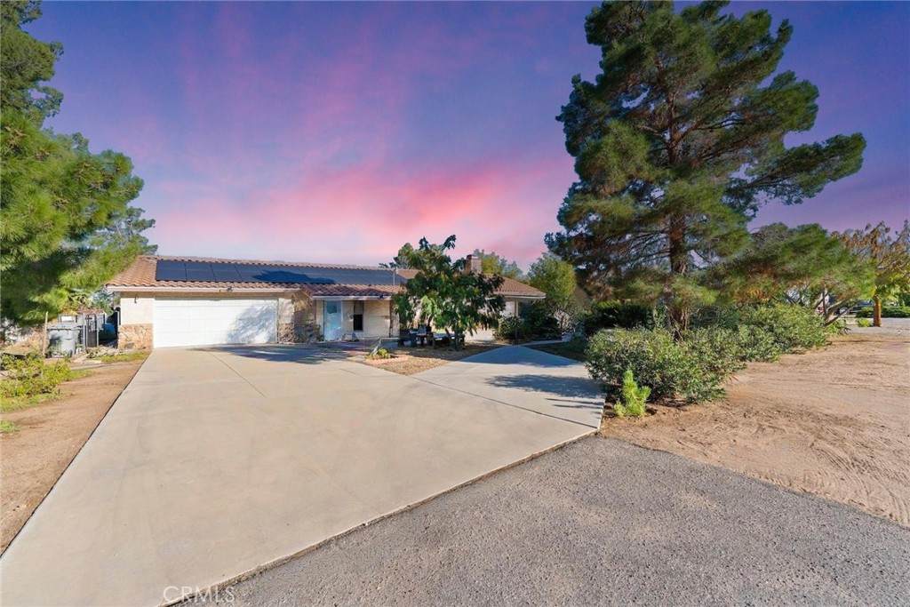 7371 Lyons - Photo 1