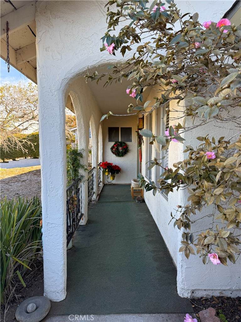 749 Woodland - Photo 1