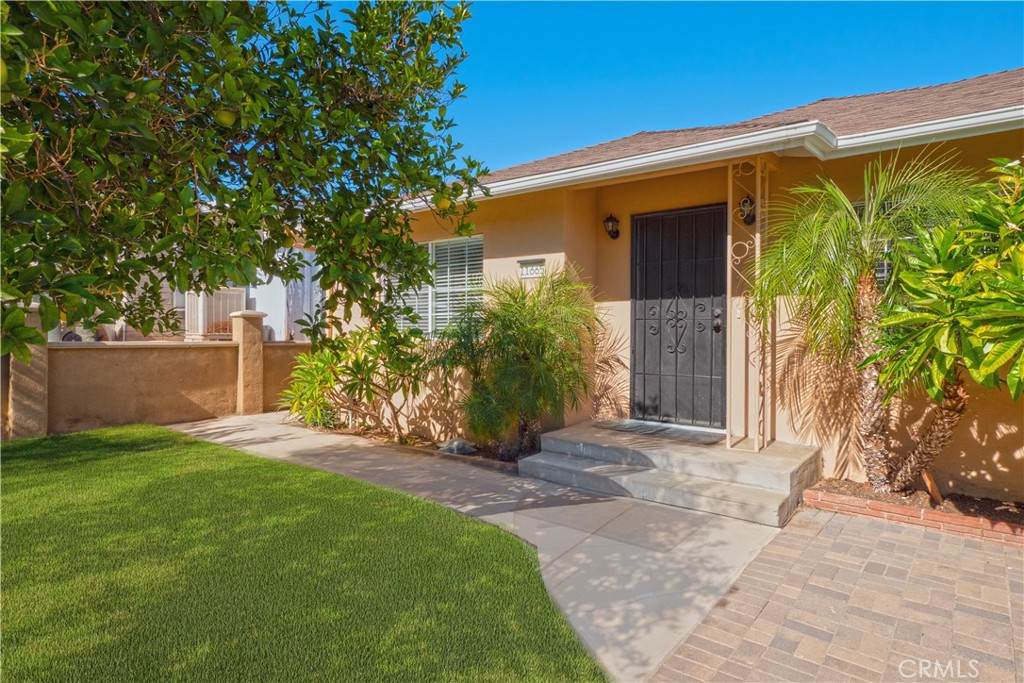 11665 Valverda - Photo 1