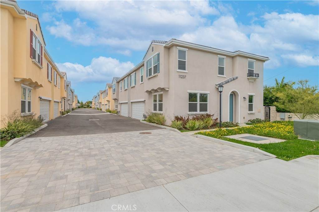11237 Gladhill Road - Photo 1