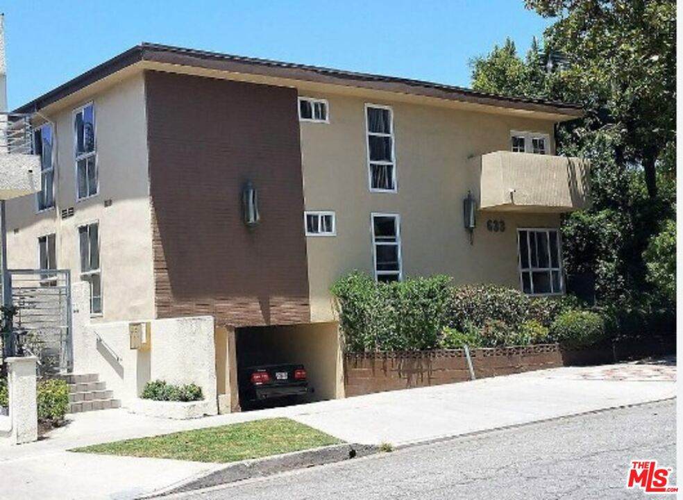 633 Sweetzer Avenue - Photo 1