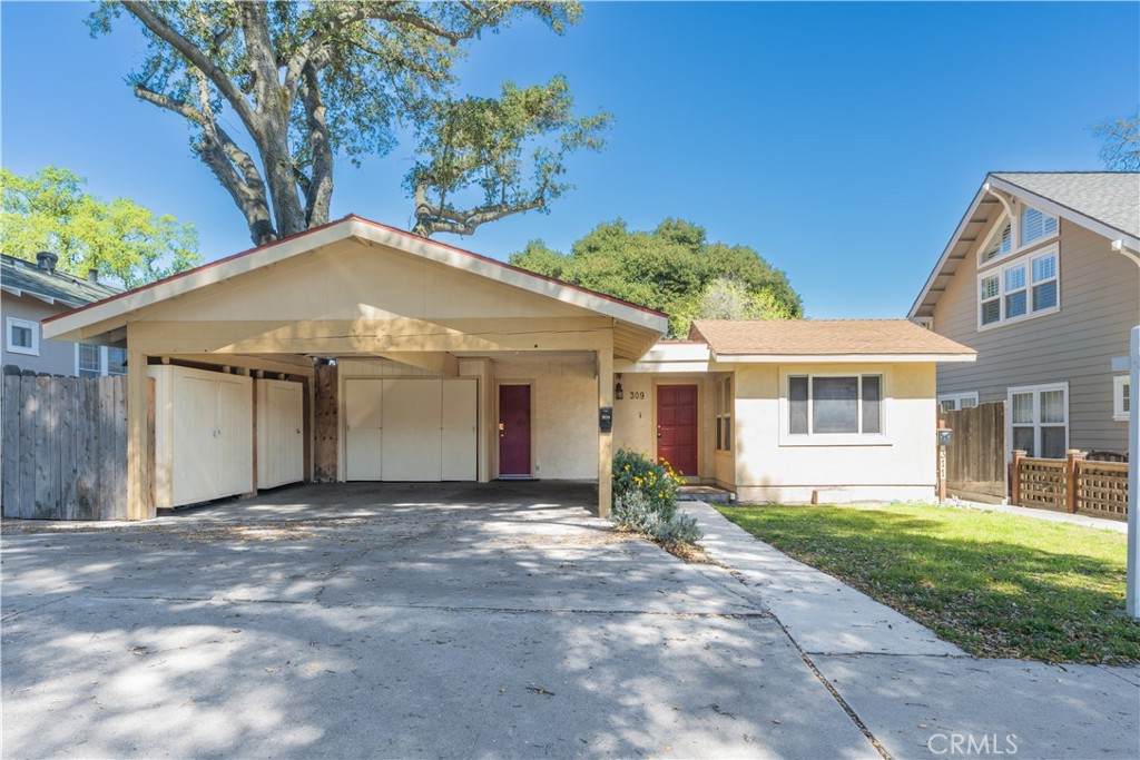 309 15th Street - Photo 1