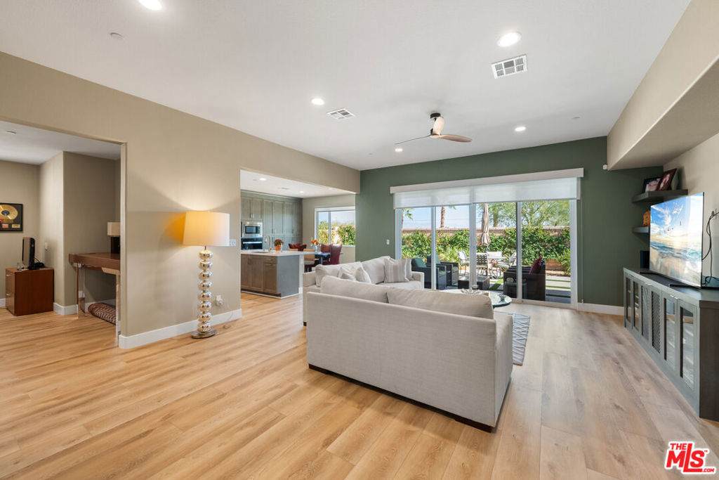 81975 Via San Clemente - Photo 1