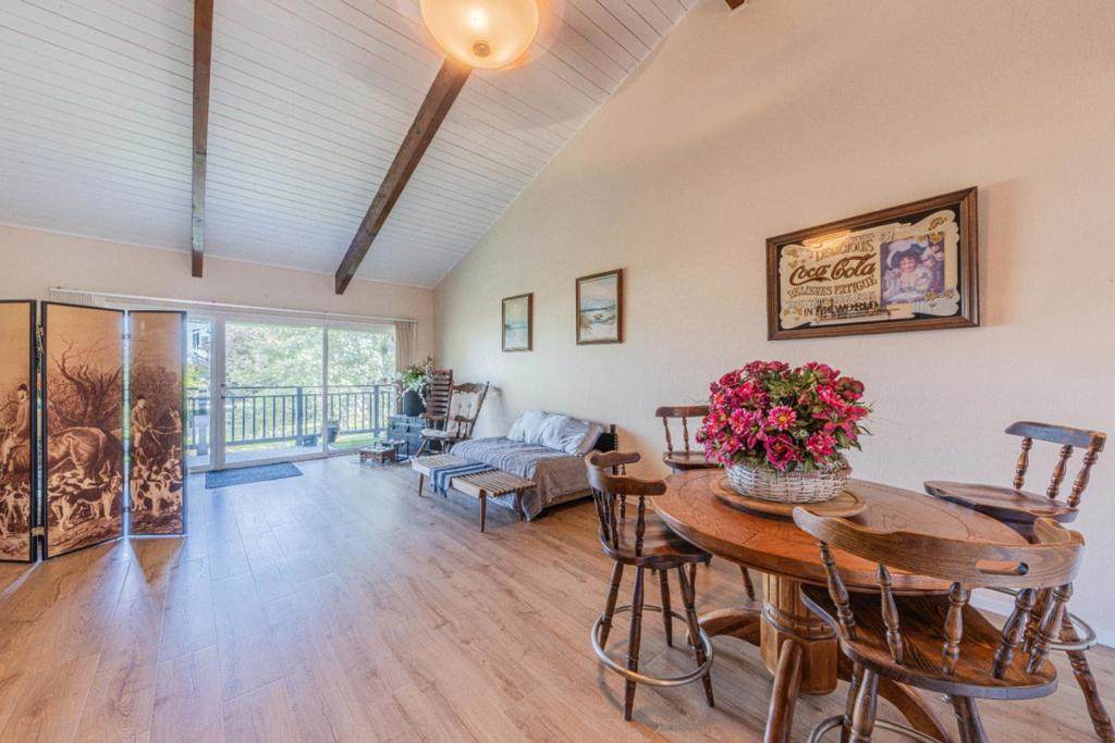 158 Kern Street - Photo 1