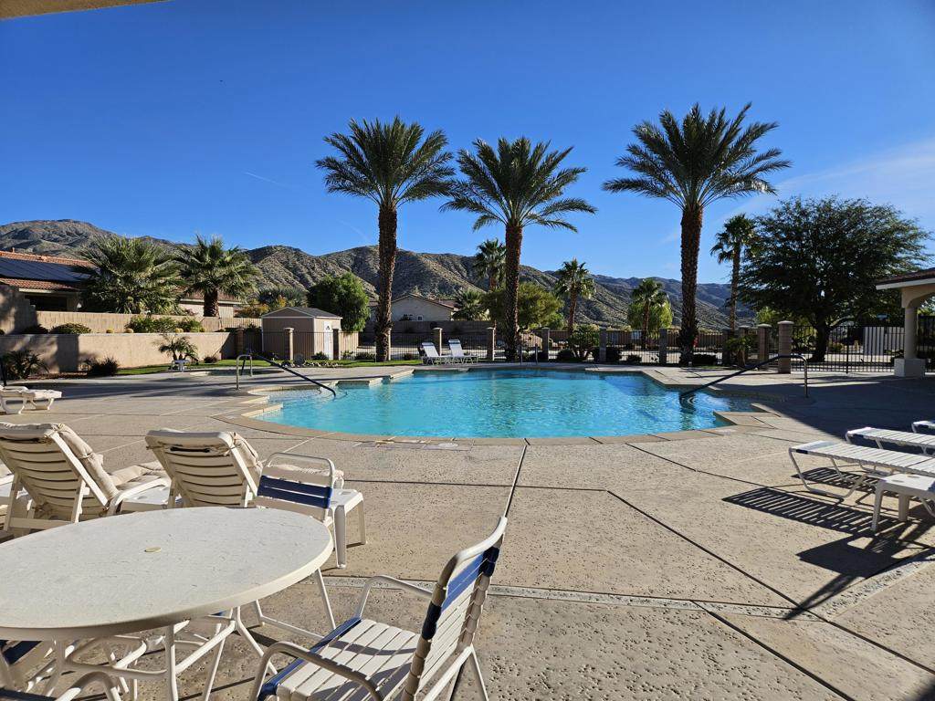https://bt-photos.global.ssl.fastly.net/socal/orig_boomver_2_408391347-2.jpg