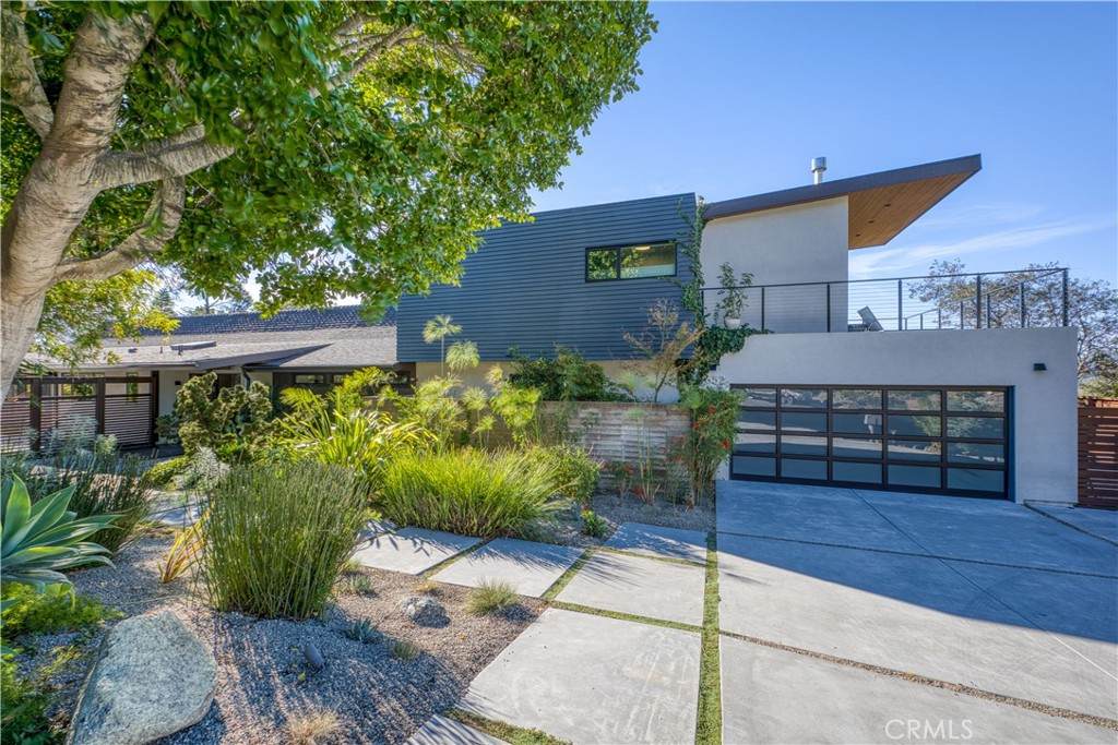 1652 Encino Court - Photo 1