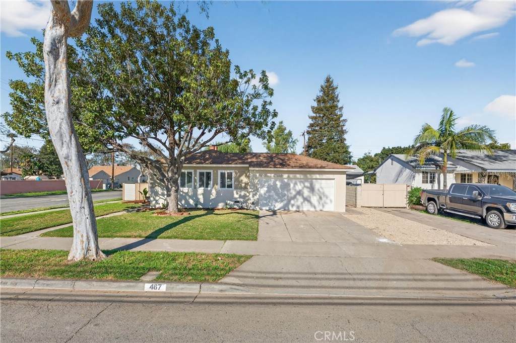 467 Orangethorpe - Photo 1