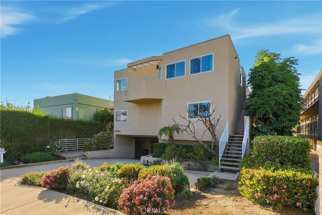 https://bt-photos.global.ssl.fastly.net/socal/orig_boomver_3_411375600-2.jpg