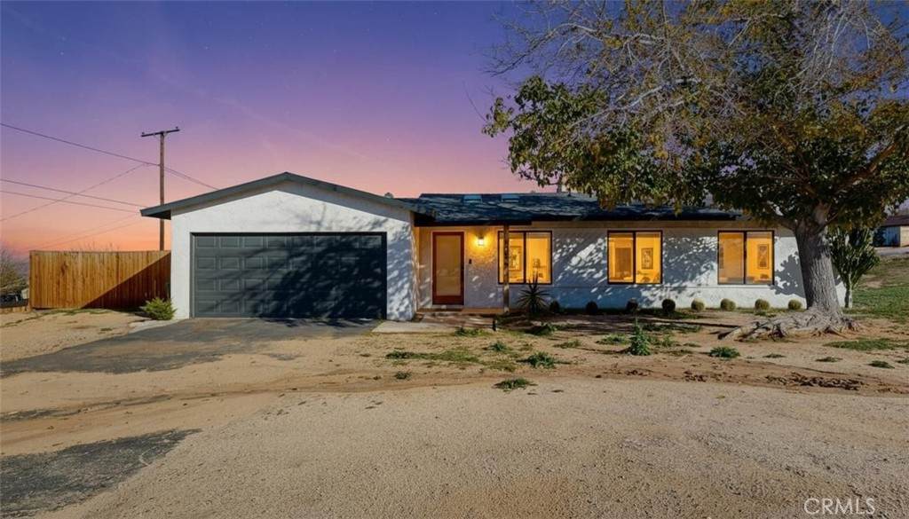 7005 Hillview - Photo 1