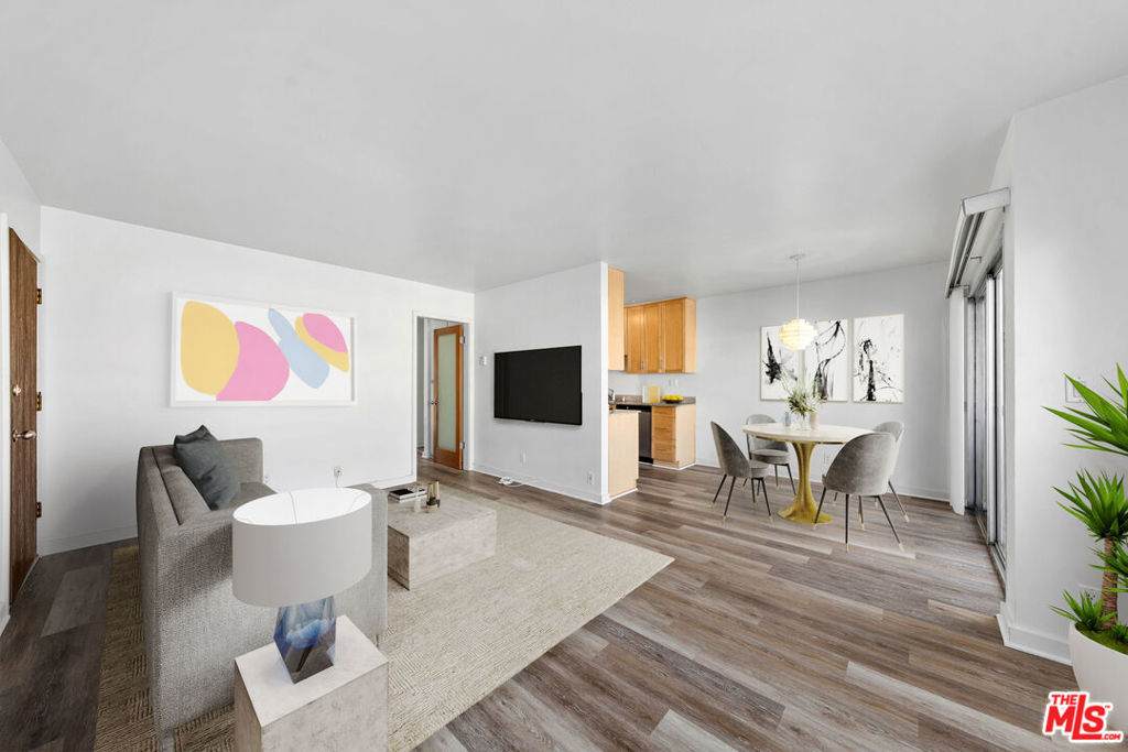 11670 Iowa Avenue - Photo 1