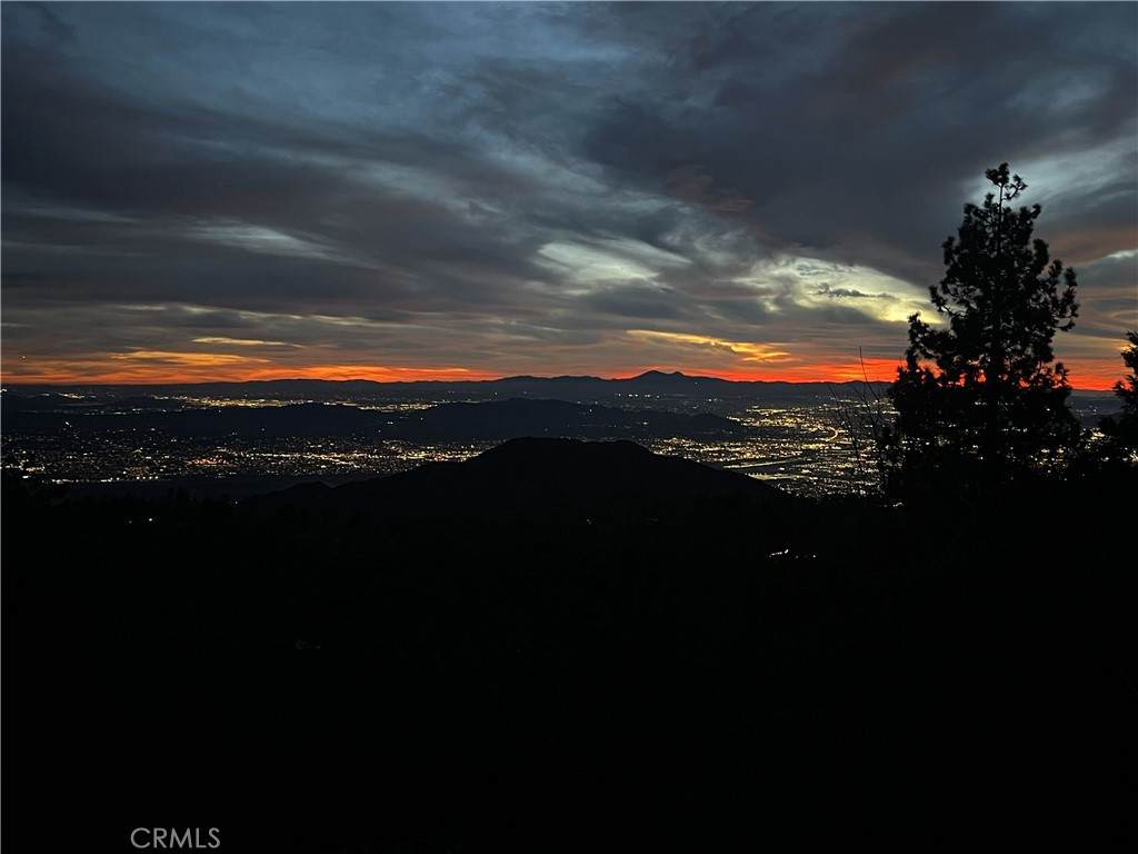 https://bt-photos.global.ssl.fastly.net/socal/orig_boomver_3_412481187-2.jpg