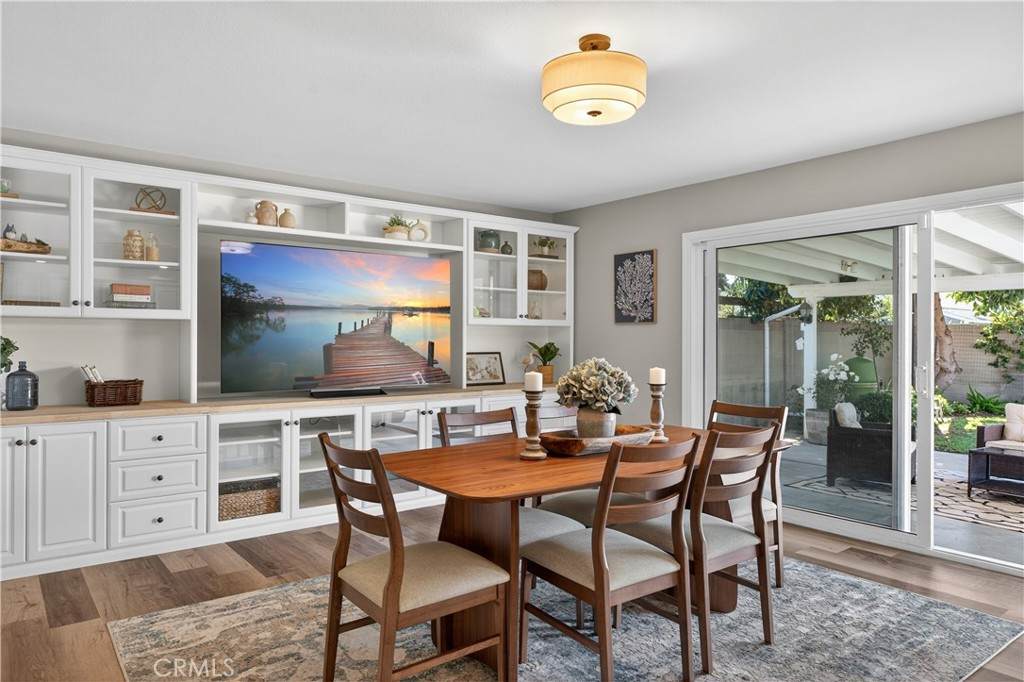 1610 20th Street - Photo 1