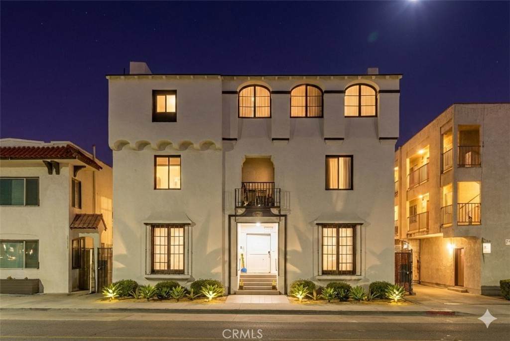 1827 4th Street - Photo 1