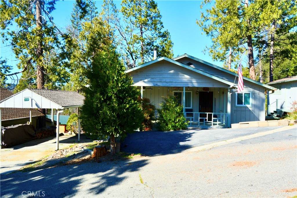 39580 Saunders - Photo 1