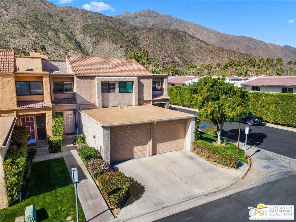 https://bt-photos.global.ssl.fastly.net/socal/orig_boomver_3_414150731-2.jpg