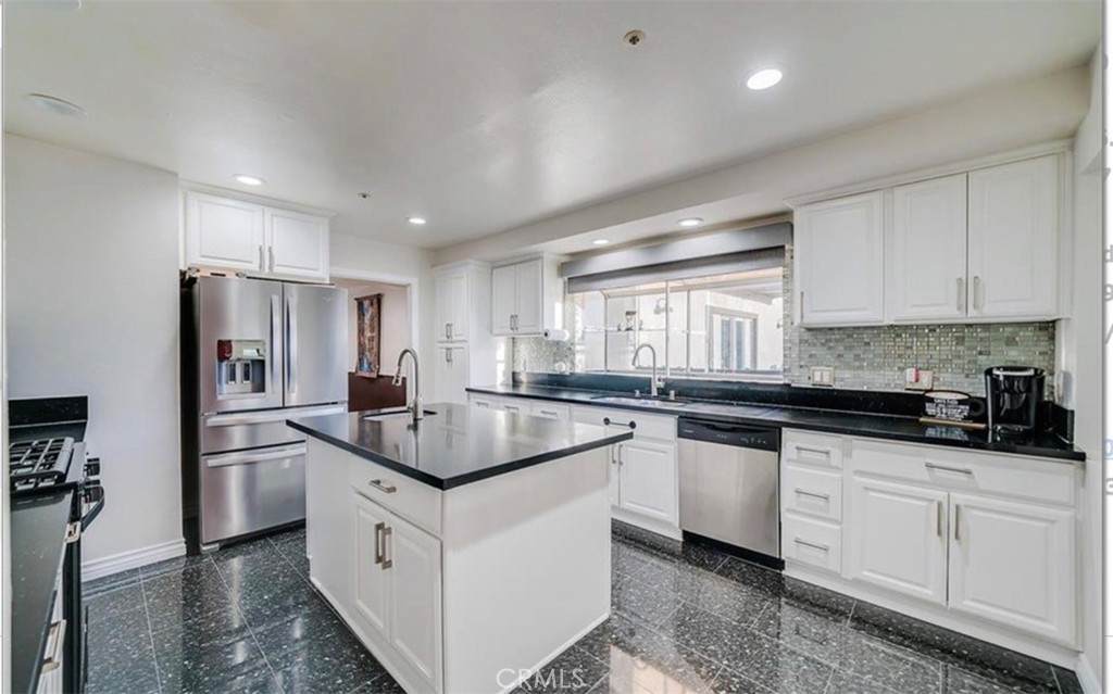 21415 Arapahoe - Photo 1