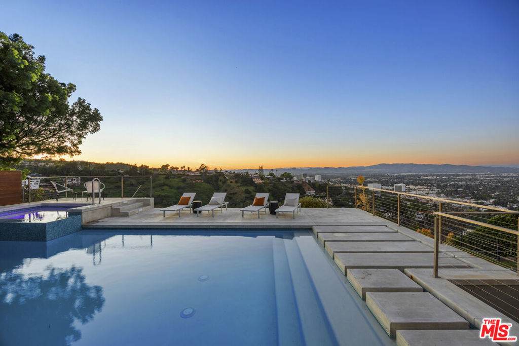 3851 Beverly Ridge Drive - Photo 1