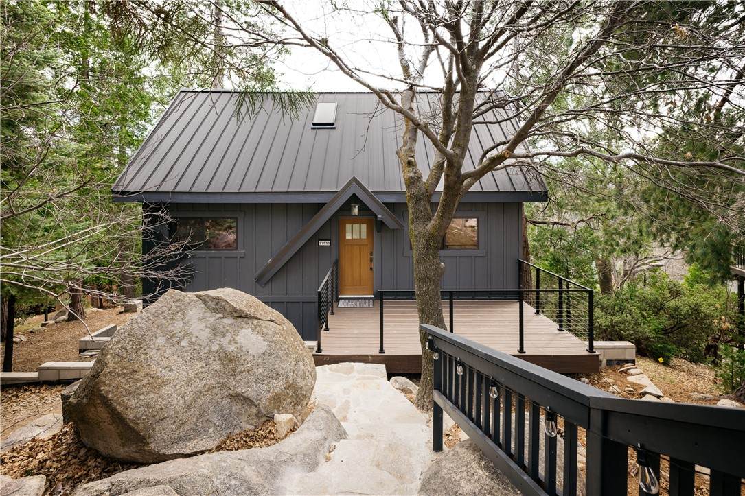 27522 Cedarwood - Photo 1